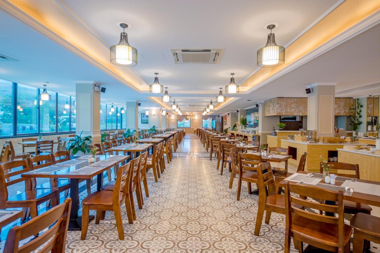 Orbit Hotel Nha Trang Exterior foto