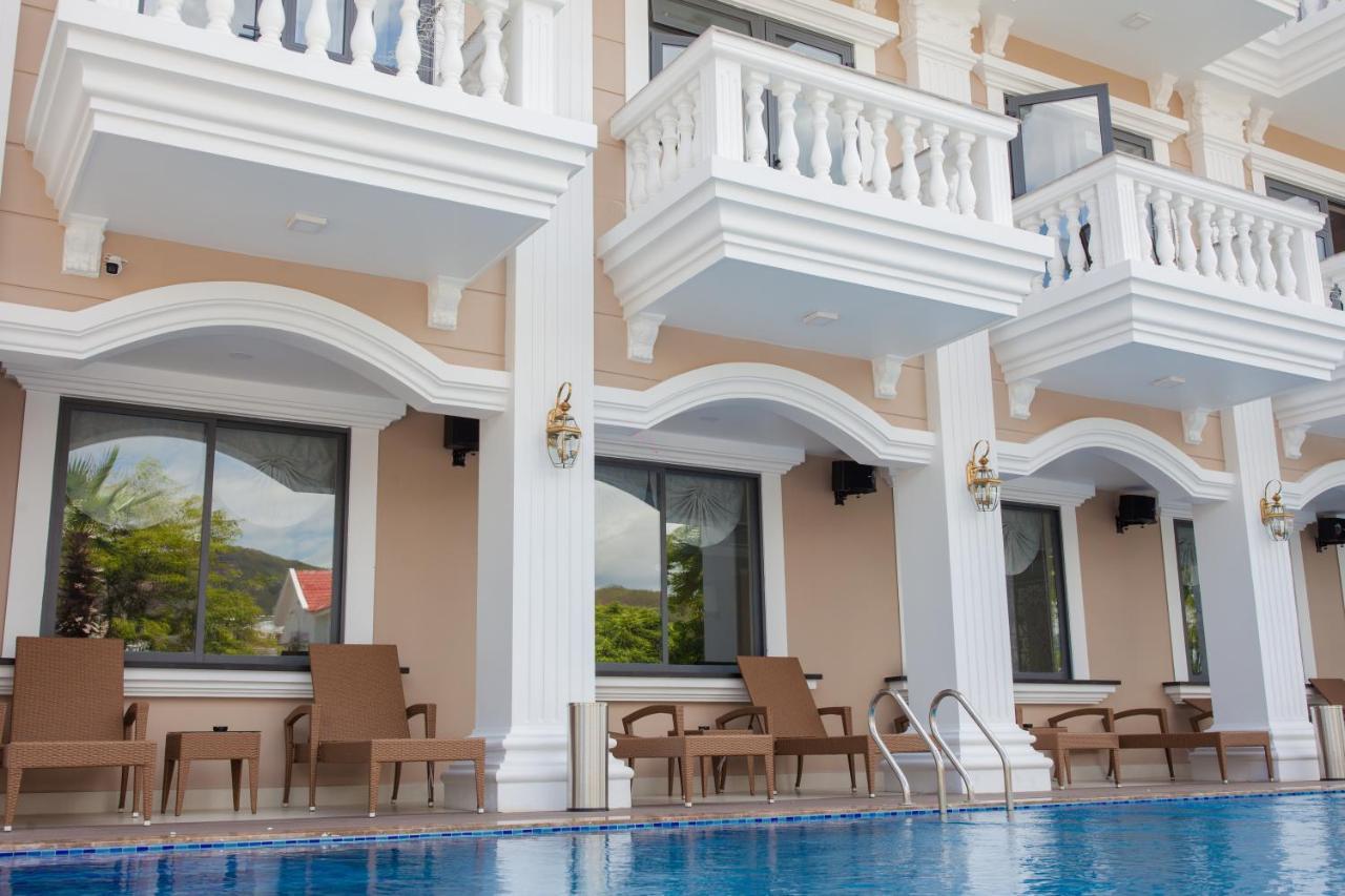 Orbit Hotel Nha Trang Exterior foto